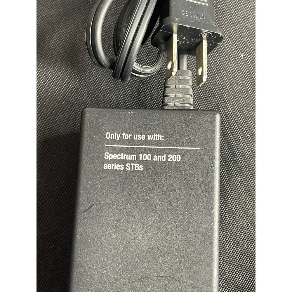 HP 90W AC Adapter TPN-CA18 and Challenger Cable Sales 12V Power Supply Bundle